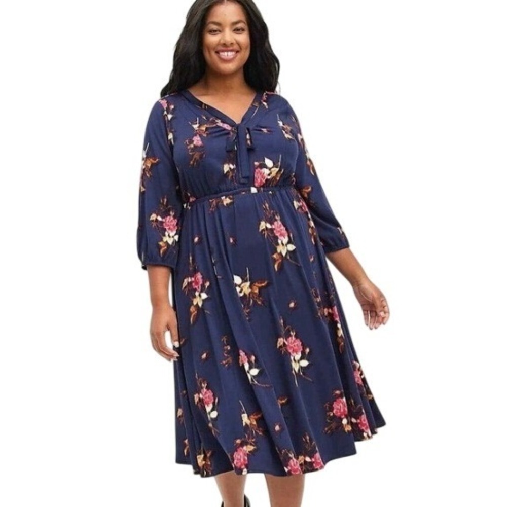 TORRID Challis Tie Neck Midi Dress Navy Blue Floral Women's Size‎ Large NWT